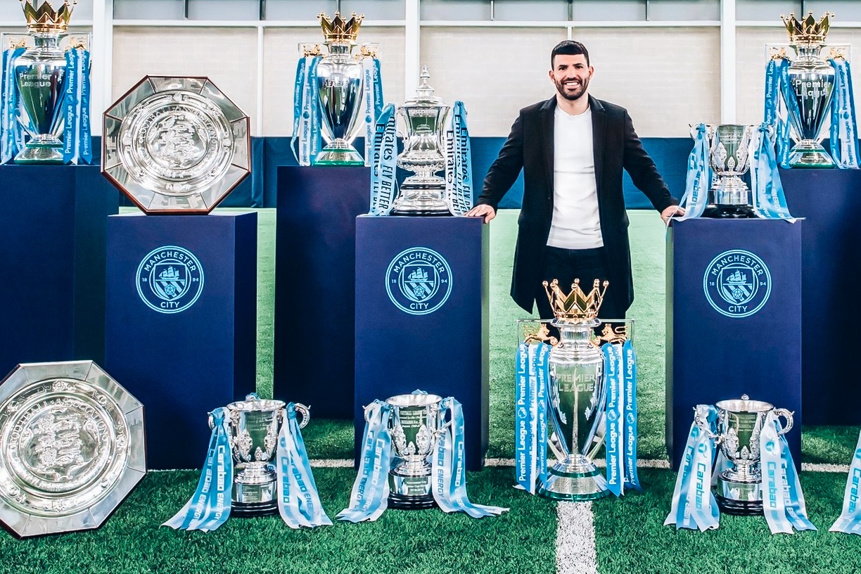 Aguero duoc tri an truoc tran cuoi cung o Premier League mua nay hinh anh