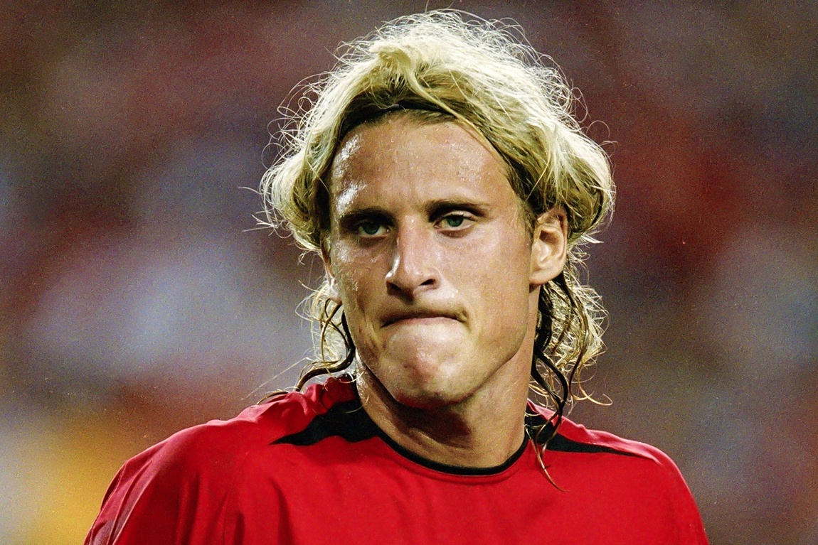 Diego Forlan canh bao MU truoc chung ket Europa League hinh anh