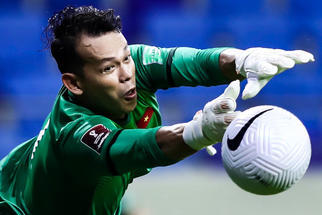 Tan Truong 2 lan bay nguoi cuu thua cho tuyen Viet Nam hinh anh