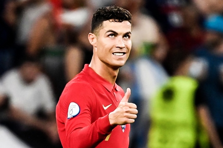 Video Bo Dao Nha - Phap: Ronaldo ghi ban giup doi nha thoat thua hinh anh