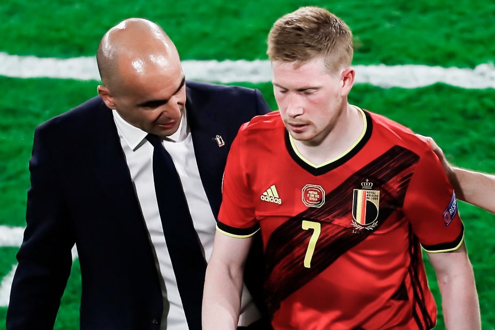 Mancini: 'HLV Bi choi don tam ly' hinh anh