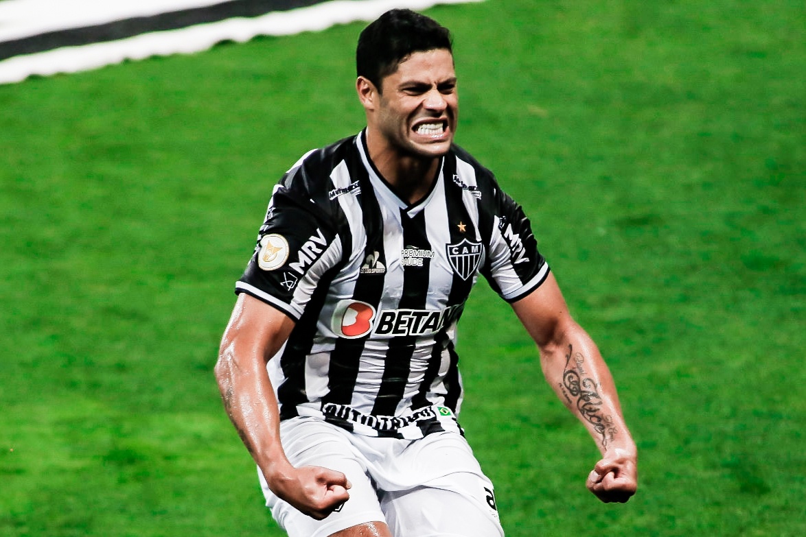 Hulk dut diem cheo goc quyet dinh tran dau hinh anh