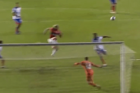 Pha bay nguoi dap bong ghi ban o Brazil hinh anh