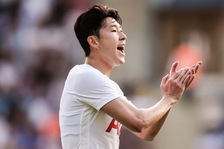 Colchester 0-3 Tottenham: Son ghi ban va lap cu dup kien tao hinh anh