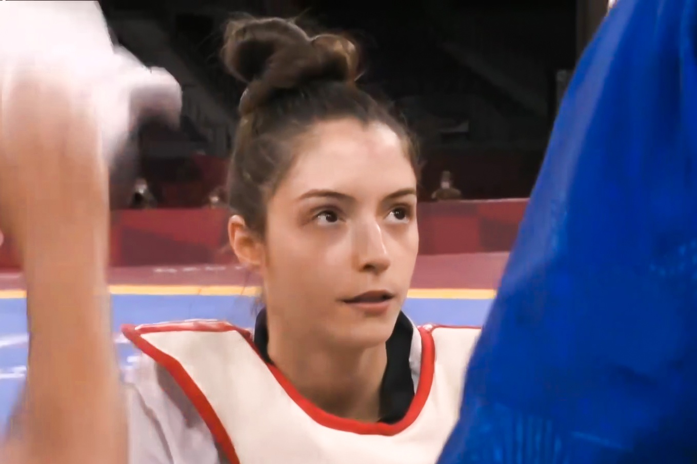 Kim Tuyen thua vo si 19 tuoi voi ty so 1-22 hinh anh