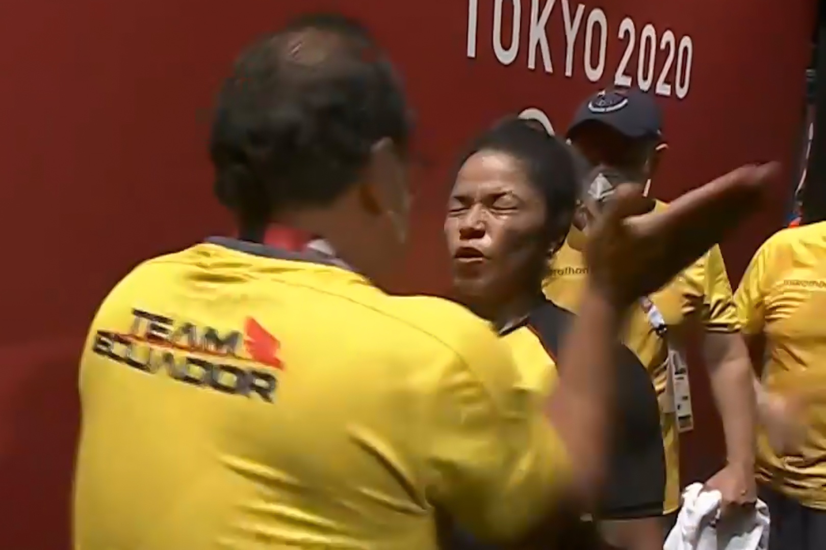 Huan luyen vien cu ta tat khich le hoc tro o Olympic hinh anh