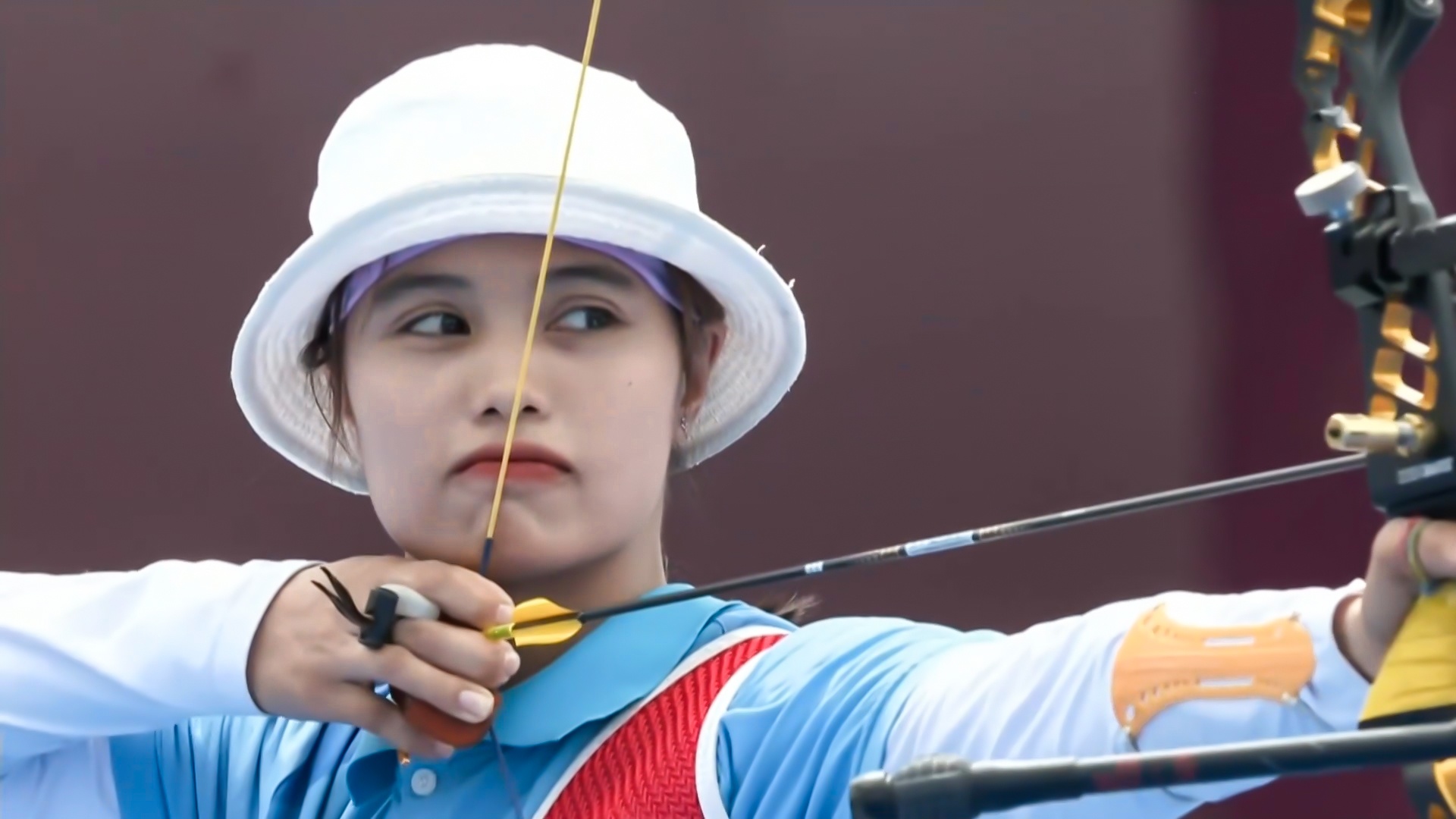 Anh Nguyet bat ngo sau mui ten quyet dinh hinh anh