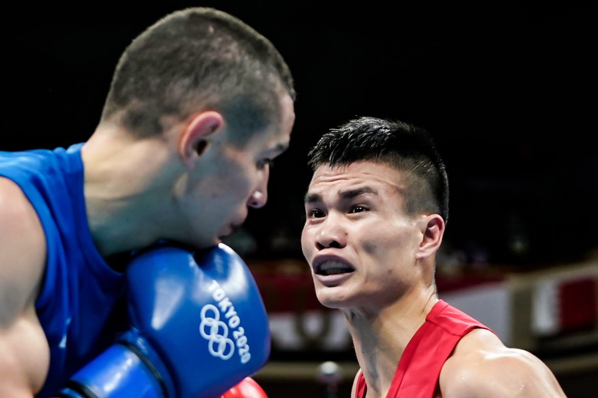 Man so tai cua Van Duong va vo si Mong Co hinh anh