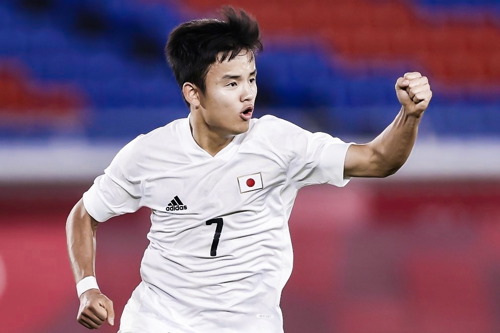 Olympic Nhat Ban 4-0 Phap: Kubo toa sang hinh anh