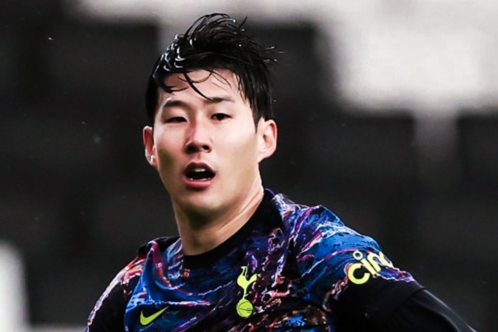 Son Heung-min gay bong ghi ban hinh anh