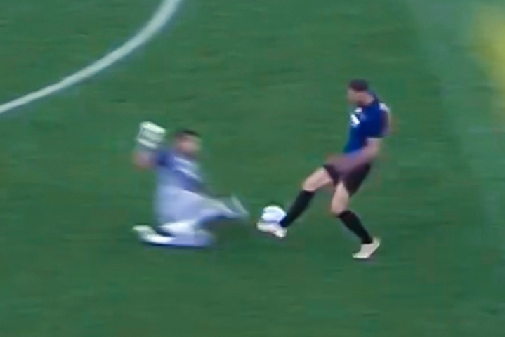 Dzeko re qua thu mon trong ngay ra mat Inter hinh anh