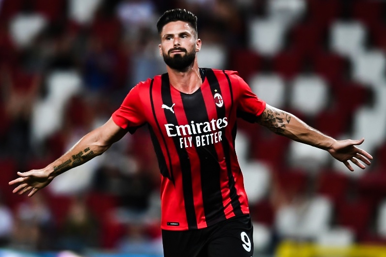 Giroud lap cu dup giup Milan thang 2-1 hinh anh