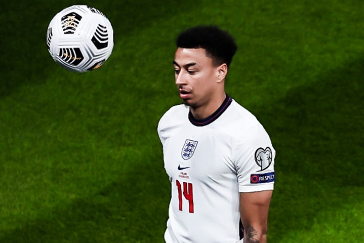 Ly do HLV Southgate dua Lingard tro lai tuyen Anh hinh anh