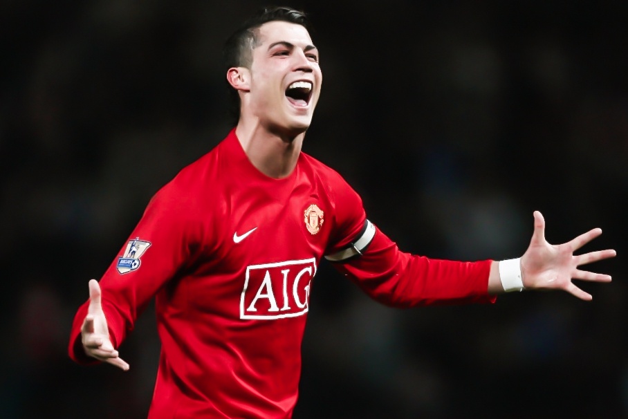 Guardiola: 'Ronaldo tro lai Premier League la tin tot' hinh anh