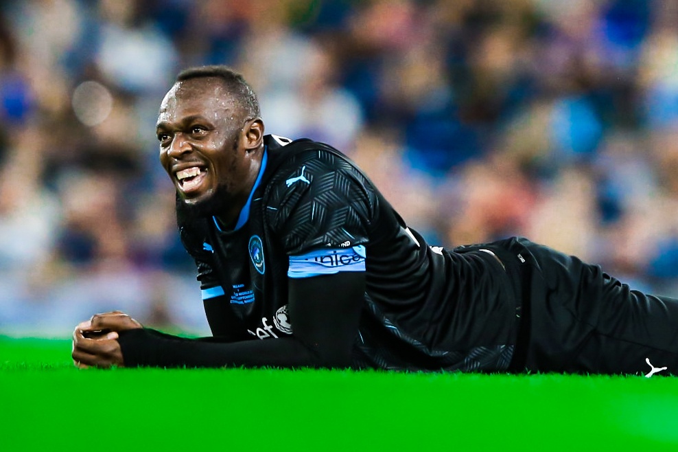 Cuu sao MU pham loi khi kem Usain Bolt hinh anh