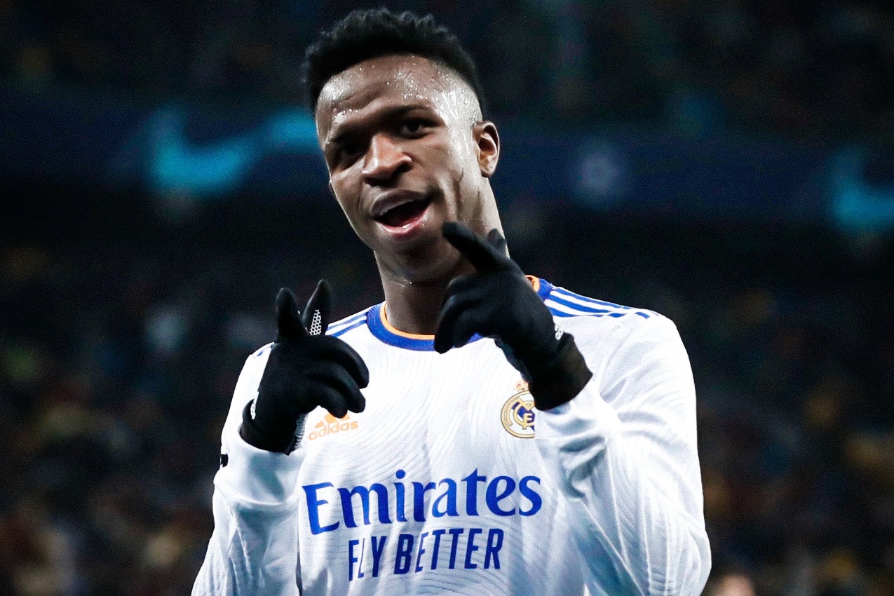 Highlights Shakhtar 0-5 Real: Vinicius ruc sang hinh anh