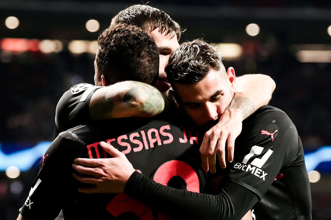 Messias danh dau giup Milan ha Atletico hinh anh