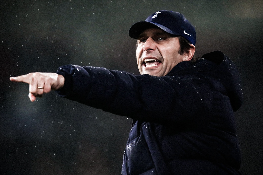 Conte doi noi chuyen voi gioi chu Tottenham hinh anh