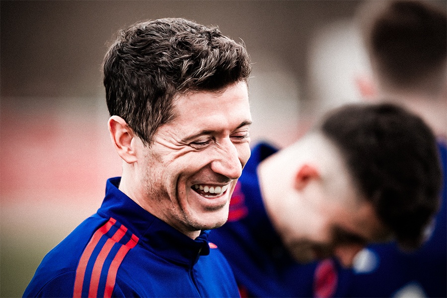 Top ghi ban Champions League: Lewandowski bot doi thu bam duoi hinh anh