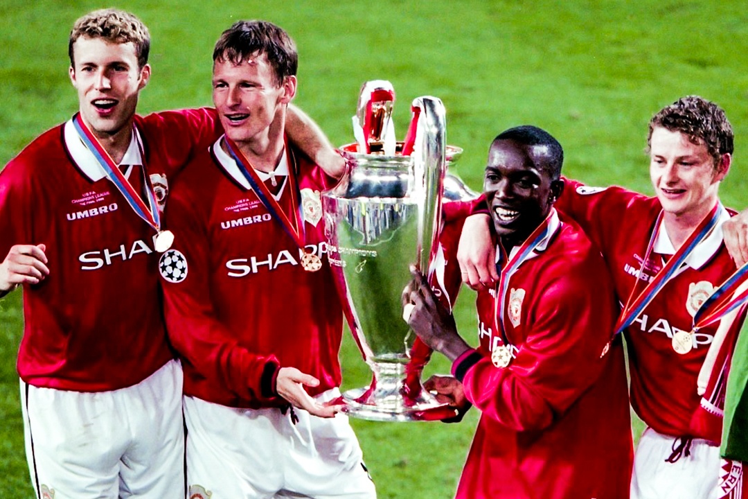 Guardiola nhac lai cu an ba cua MU hinh anh