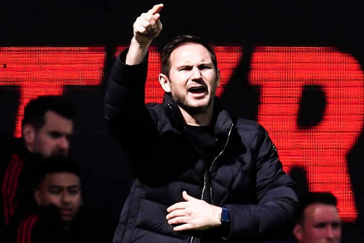 Lampard noi gi sau chien thang truoc Man United? hinh anh