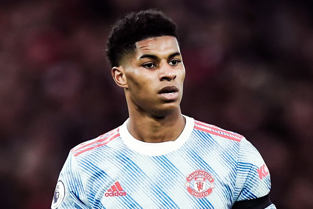 Huyen thoai MU: 'Rashford choi bong nhu dua tre' hinh anh