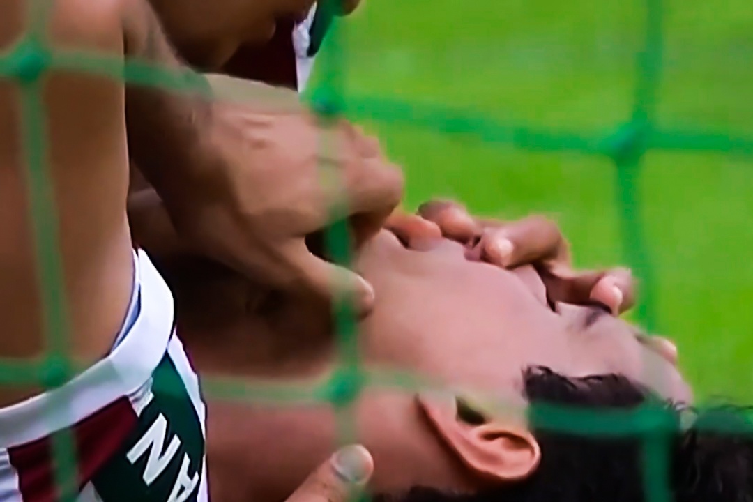 Cau thu mat rang khi ghi ban o Brazil hinh anh