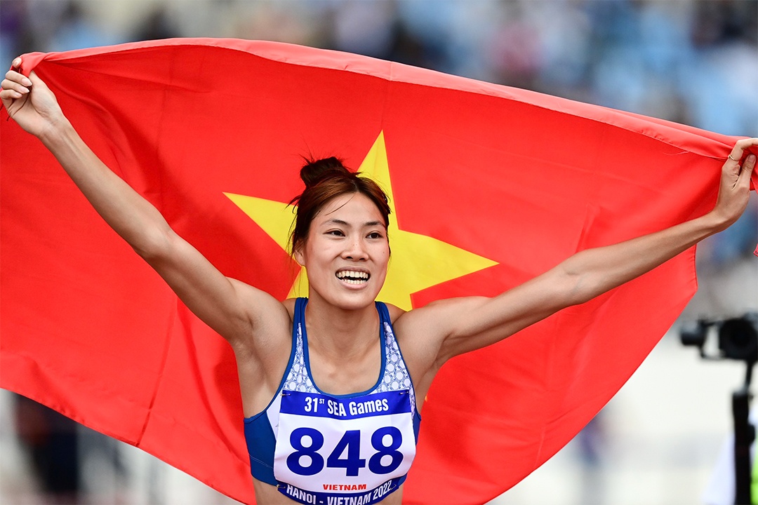 HCV 100 m rao nu cua Bui Thi Nguyen hinh anh
