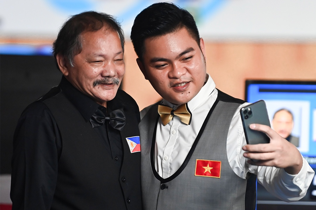 CDV bay tu Anh ve Viet Nam de xem Efren Reyes hinh anh