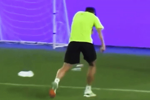 Khoanh khac Son Heung-min do guc sau bai tap the luc hinh anh