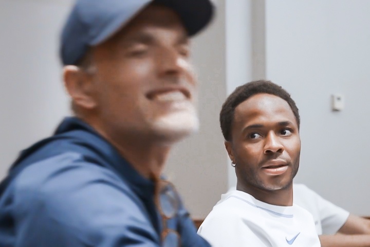 Tuchel bat cuoi voi tuyen bo cua Sterling hinh anh