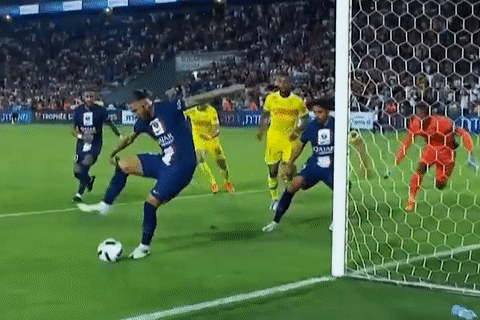 Ramos danh got ghi ban hinh anh