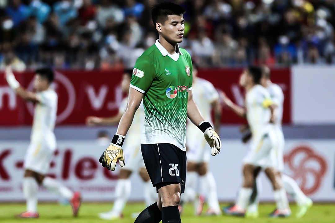 Highlights CLB Binh Dinh 0-1 Ha Noi hinh anh