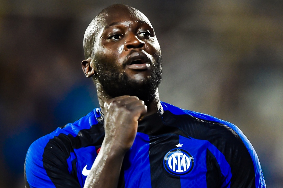 Lukaku tiep tuc ghi ban cho Inter hinh anh