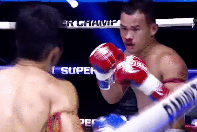 Minh Phat tung cu da knock-out vo si Thai Lan hinh anh