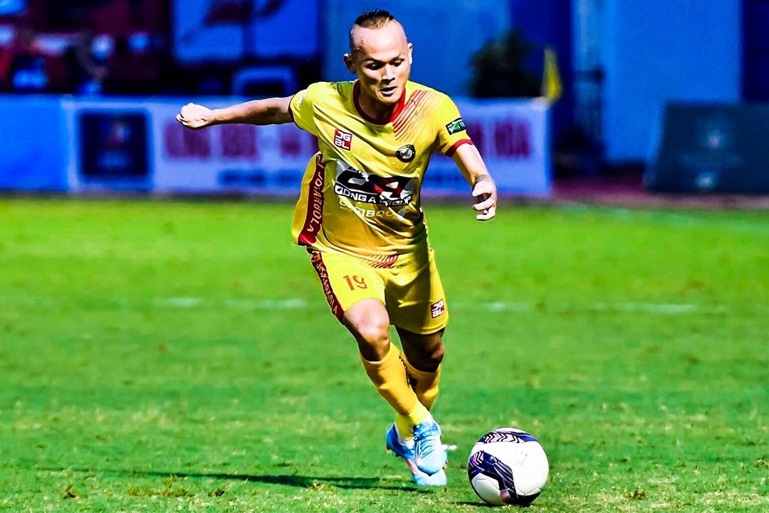 Highlights Thanh Hoa 2-0 SLNA hinh anh