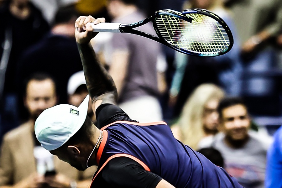 Khoanh khac Kyrgios dap ba cay vot o tran thua Khachanov hinh anh