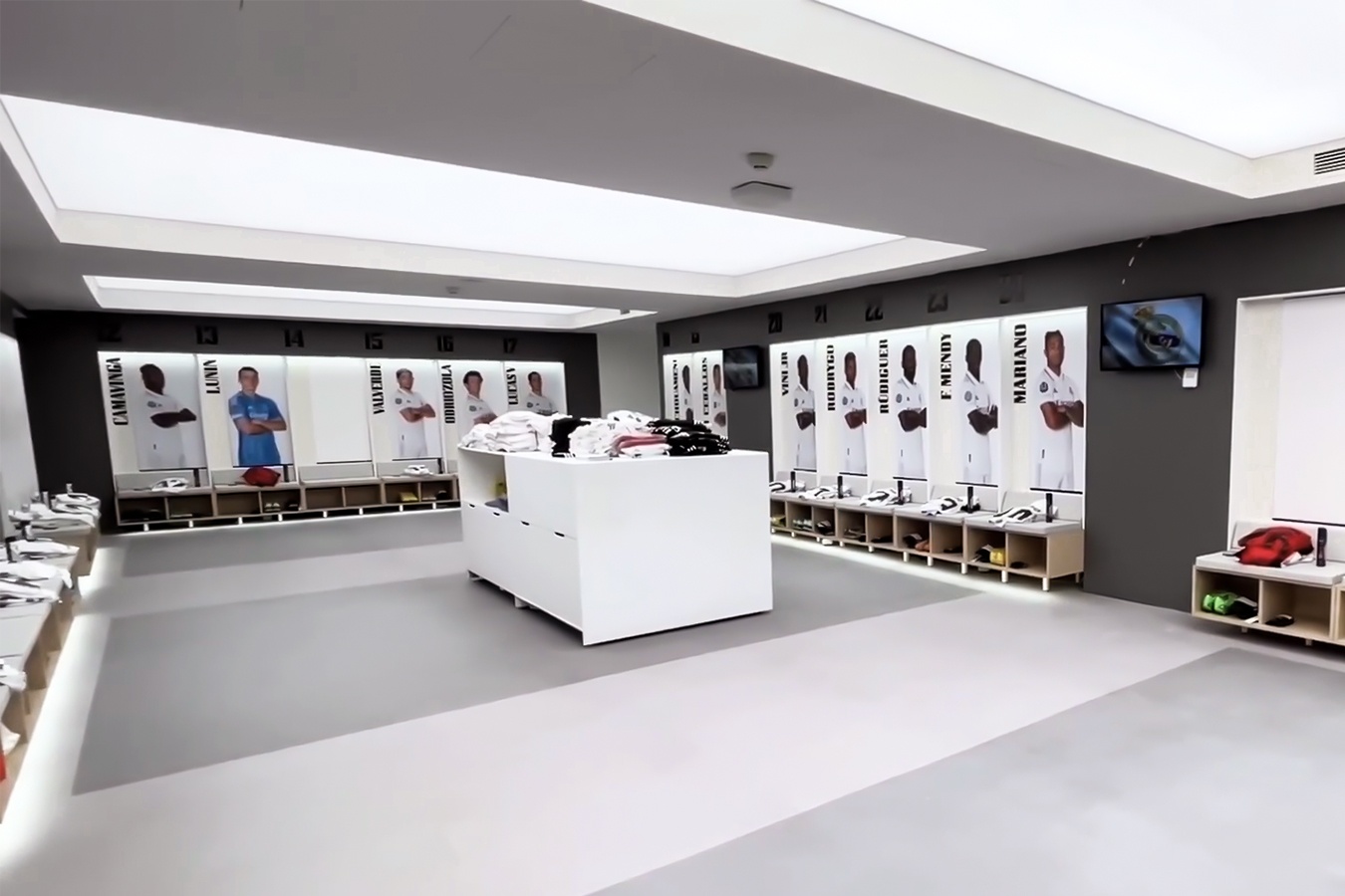 Can canh phong thay do moi cua Real Madrid hinh anh