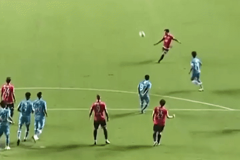 FIFA dang lai cu vuot bong thanh ban thang o Nhat Ban hinh anh