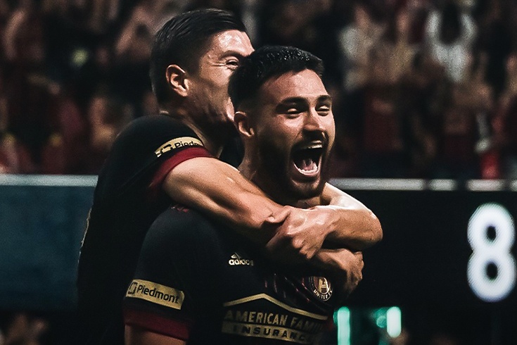 Hau ve di vao lich su MLS voi hat-trick danh dau hinh anh