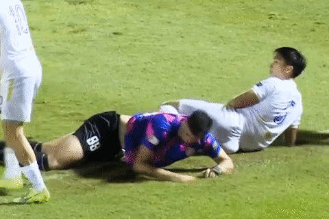 Van Hau khien ngoai binh CLB Sai Gon noi cau hinh anh