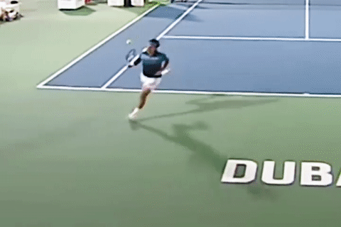 Nhung cu danh ao dieu cua Federer hinh anh