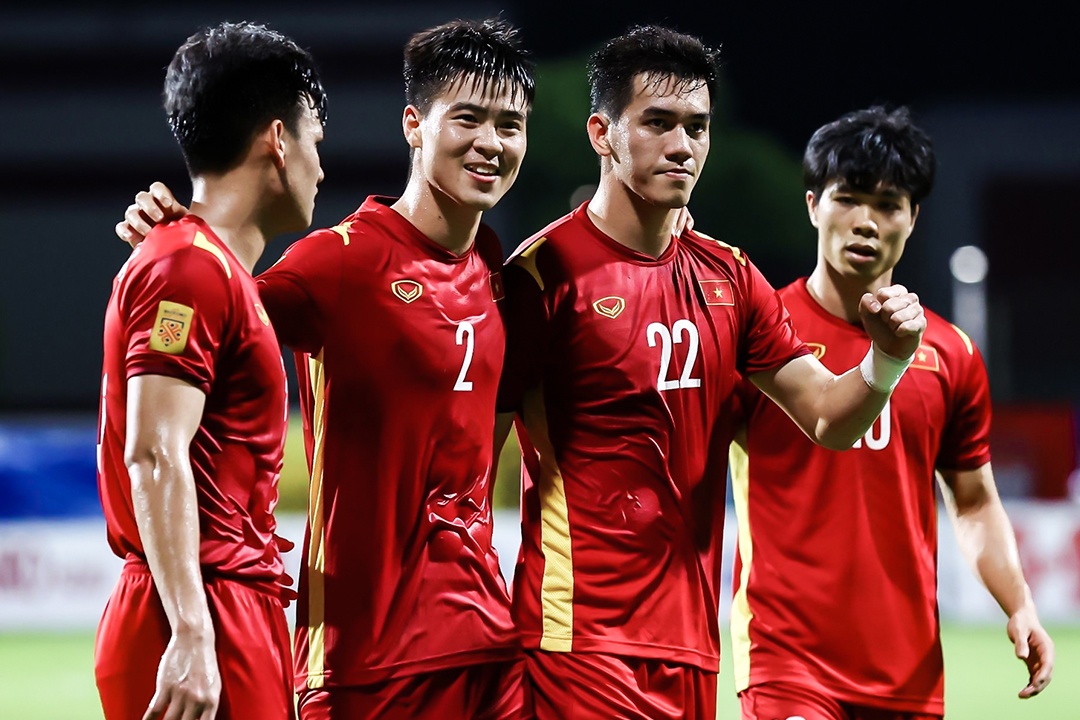 Truong doan Singapore: 'Viet Nam la cuong quoc bong da Dong Nam A' hinh anh