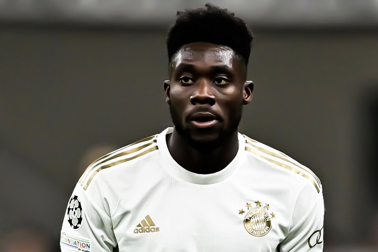 Qatar 0-2 Canada: Hau ve Bayern kien tao hinh anh