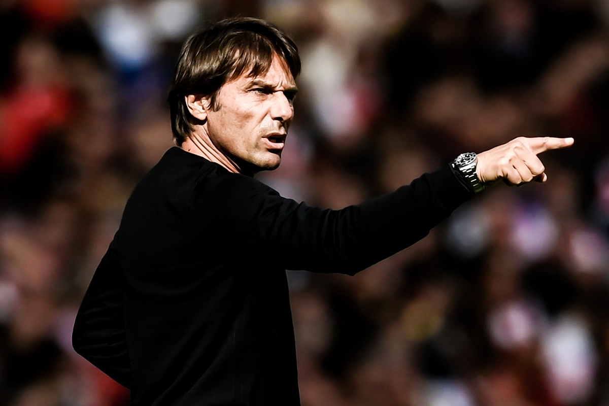 Conte: 'Toi khong muon noi gi ve quyet dinh cua trong tai' hinh anh