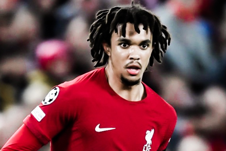 Klopp: 'Alexander-Arnold khong co van de phong ngu' hinh anh