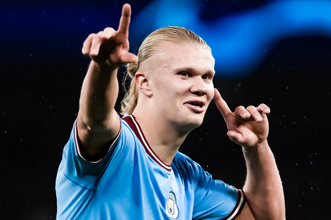 Cuoc duoi bat cua Haaland voi Ronaldo, Messi bat dau gay can hinh anh