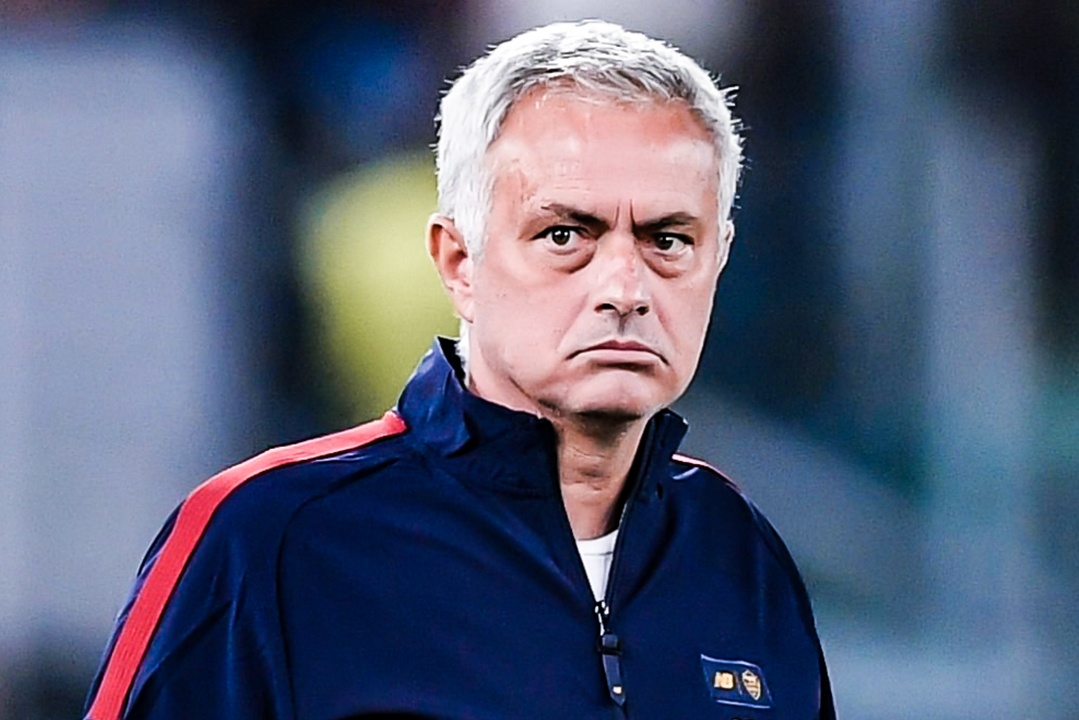 Mourinho: 'Nhung doi bong nha giau nam nhieu loi the' hinh anh