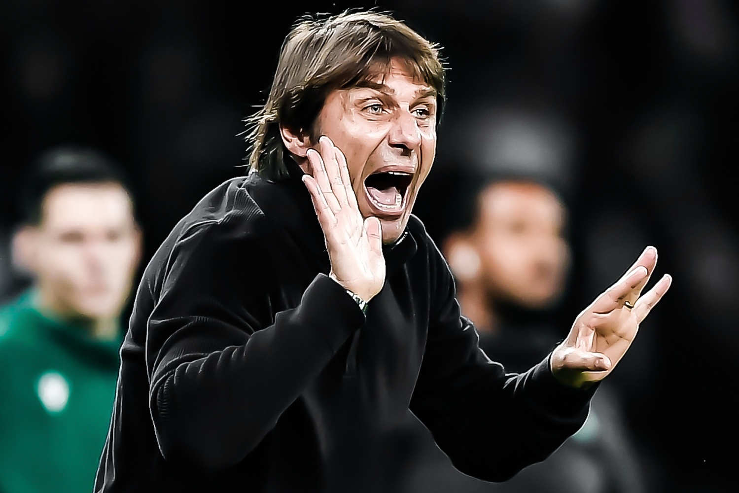 Conte nghi ngo VAR sau khi tuoc ban thang cua Tottenham hinh anh