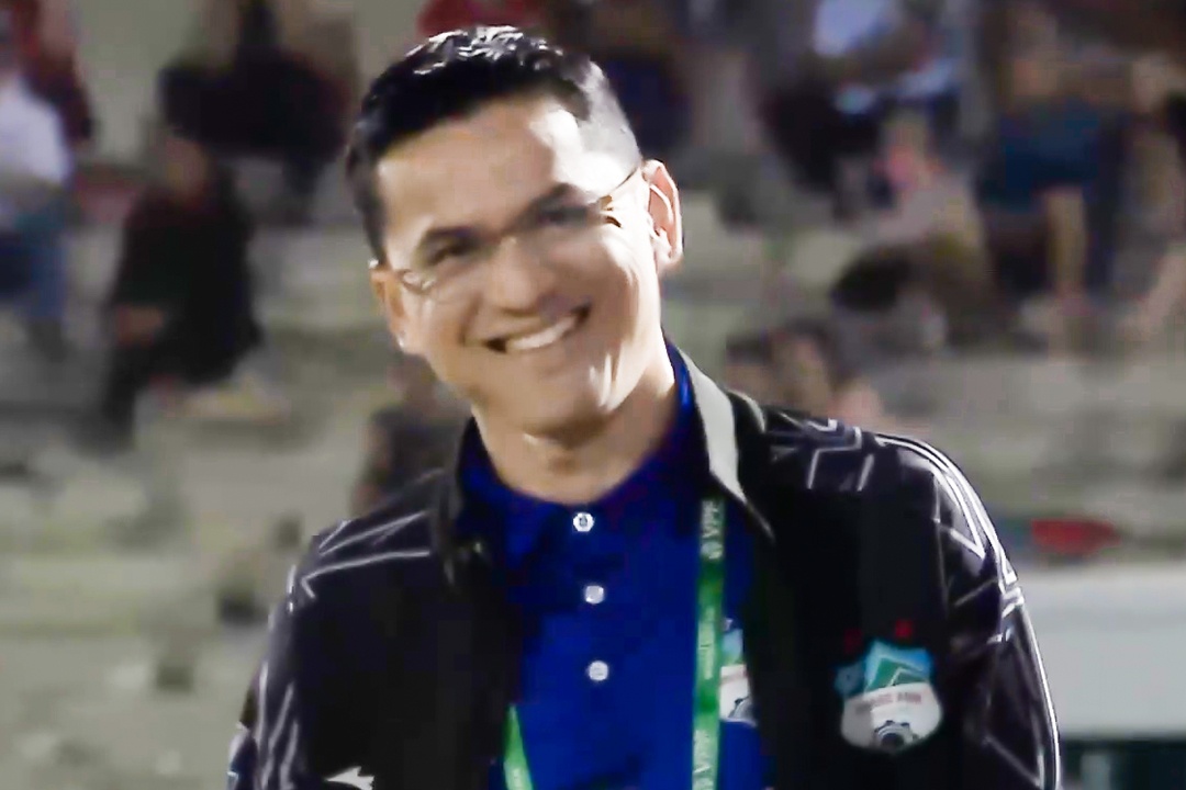 Phan ung cua HLV Kiatisuk khi HAGL bi tu choi ban thang hinh anh